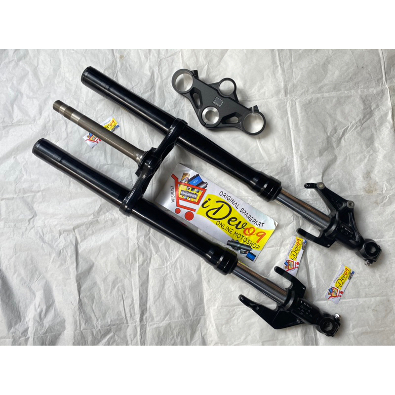 Shock Depan USD New CBR 250 RR Hitam Type SFF BP K64 Original Showa