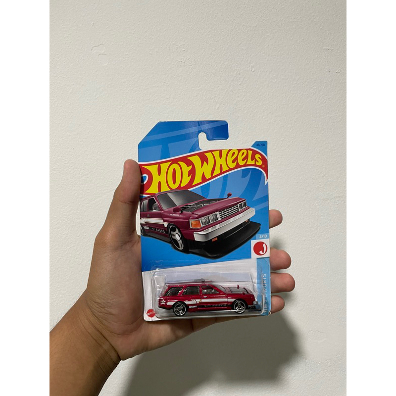 hot wheels nissan maxima
