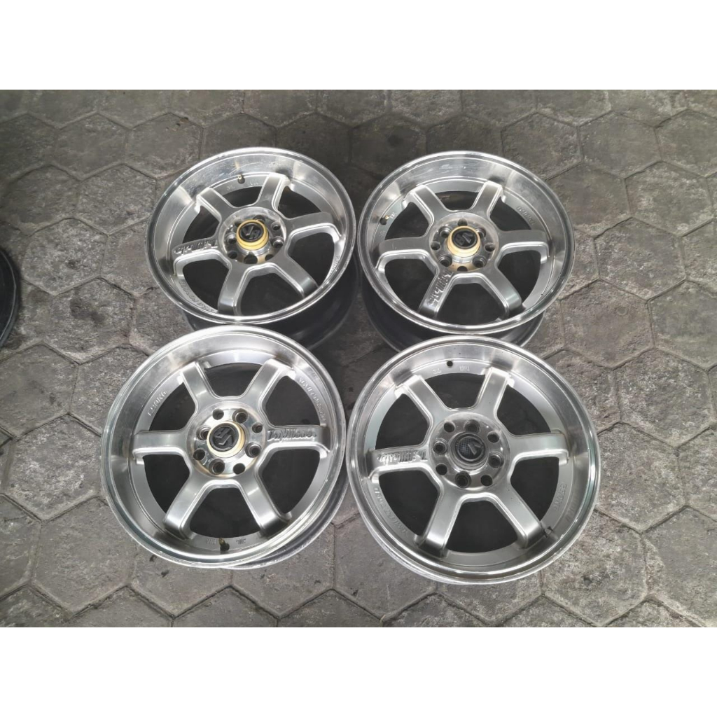 Velg Mobil Seken Second Vr Racing Ring 16 Baut 4 Siler Polish Bekas Murah Mobil Mobilio Avanza Xenia