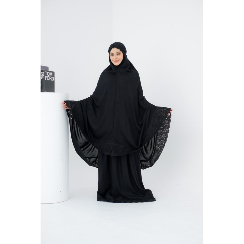 Mukena Rayon Polos Hitam & Putih Untuk Umroh Haji (direkomendasikan)