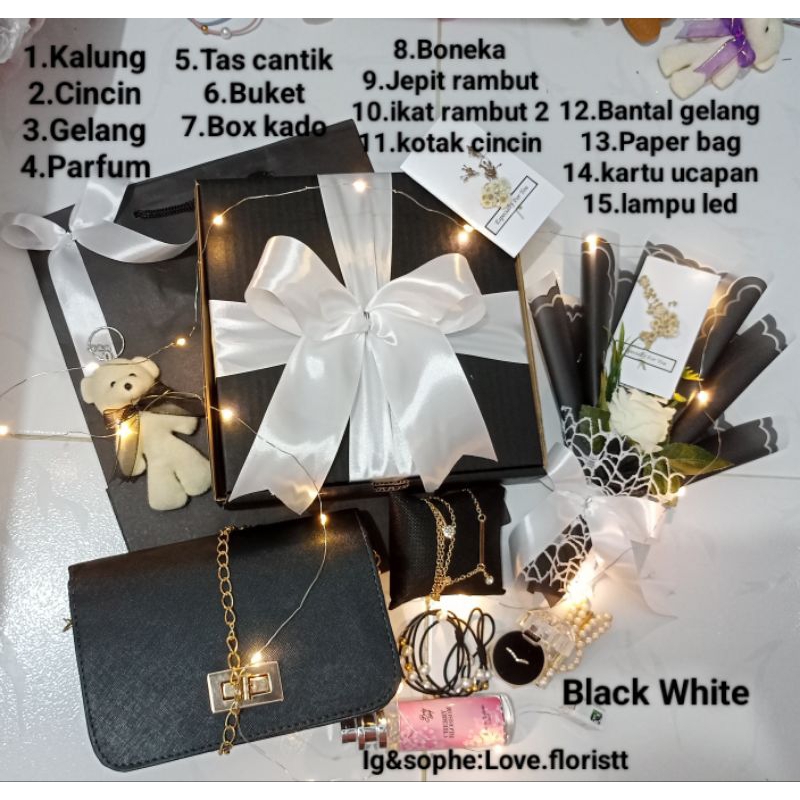 

KADO ULTAH / KADO VALENTINE / KADO MURAH / KADO ANNIVERSARY / HAMPERS / BUKET / KADO BATAM / TAS