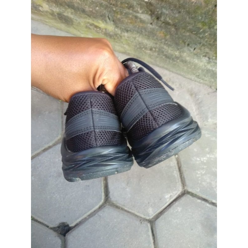 sepatu NB original second