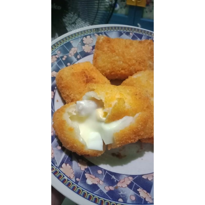 

RISOL MAYO,RISOLES MAYONAISE,ISI 10 BIJI RISOL MENTAH