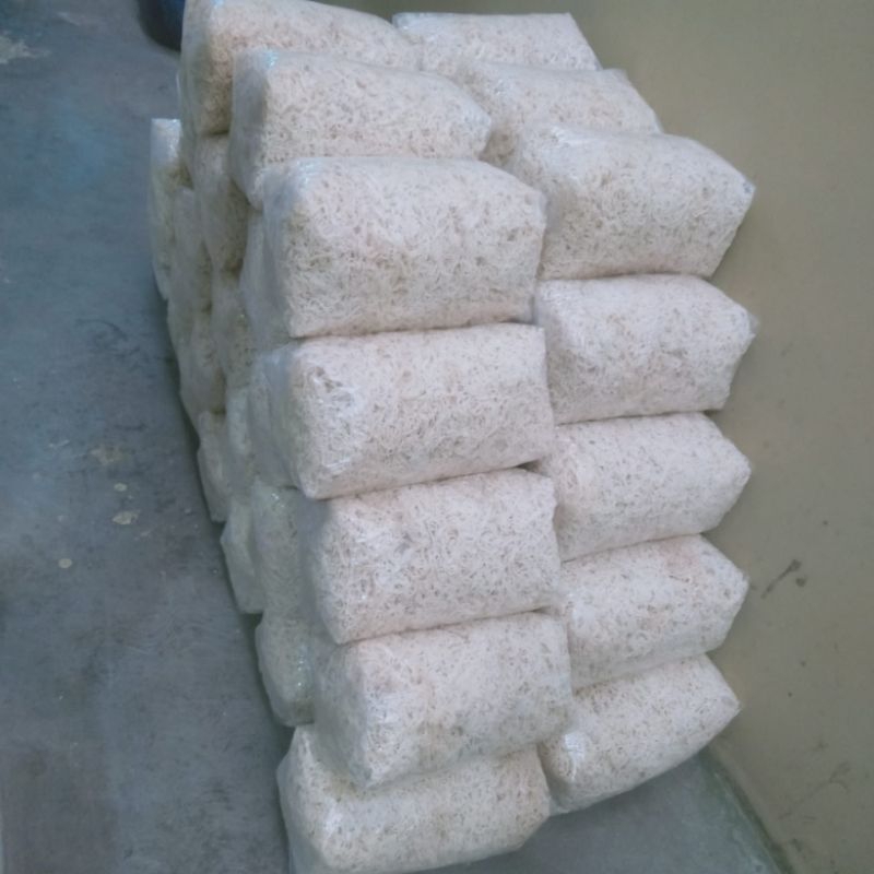 

Rumput Laut Kering 1kg Untuk Es