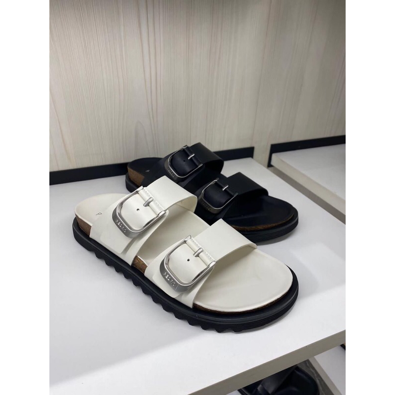 Sandal wanita Pedro original store