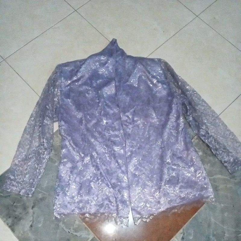 kebaya brukat Ld 100cm, kebaya ungu, kebaya terima tamu, kebaya Jawa tradisional