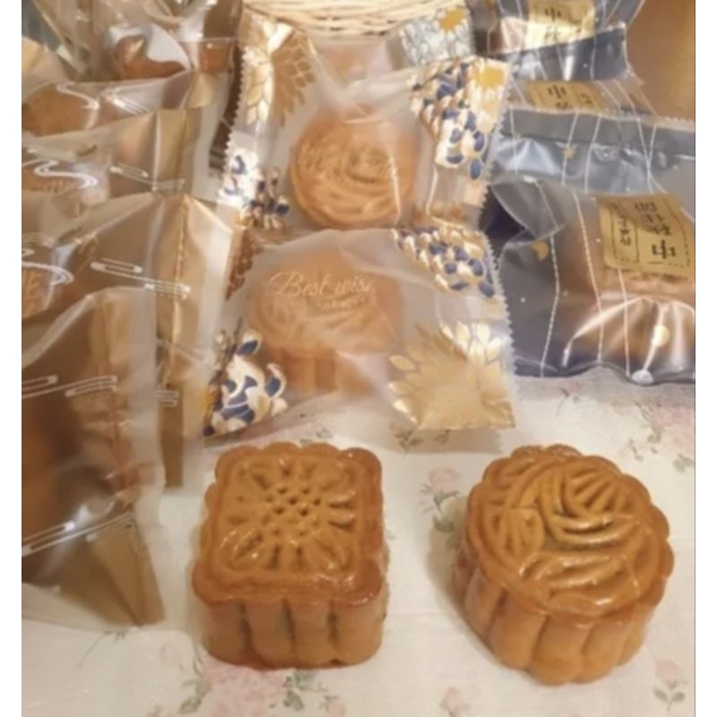 

Mini Mooncake Dou Yung/ kacang hijau