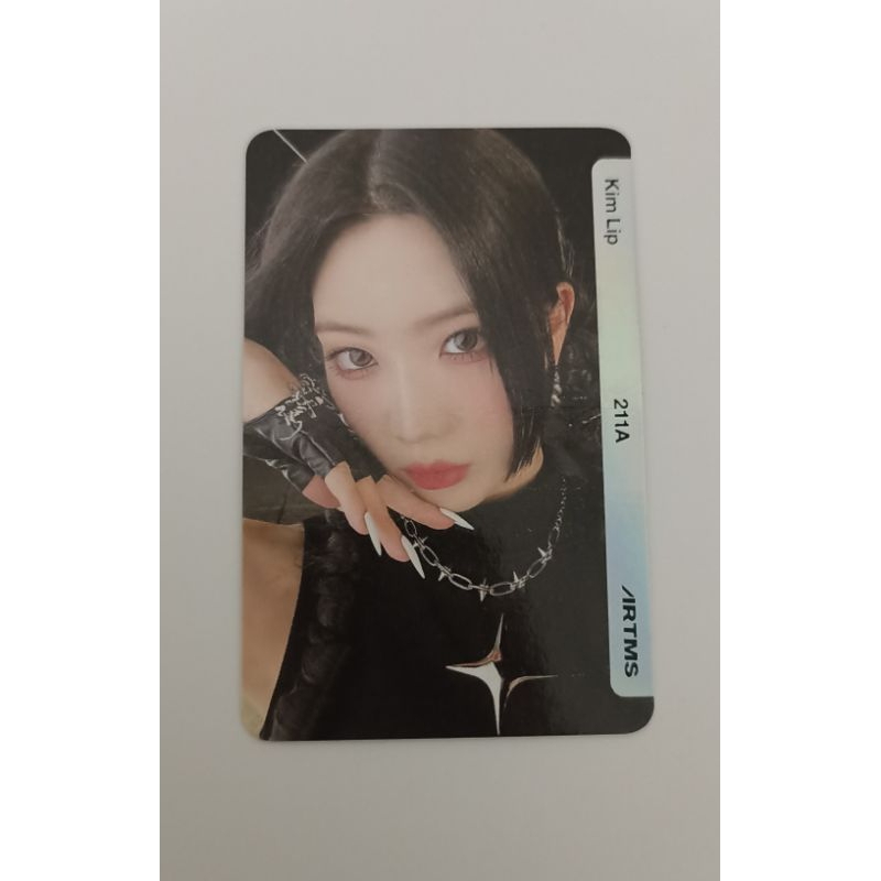 ODD EYE CIRCLE Kim Lip Photocard Objekt Version Up 211A