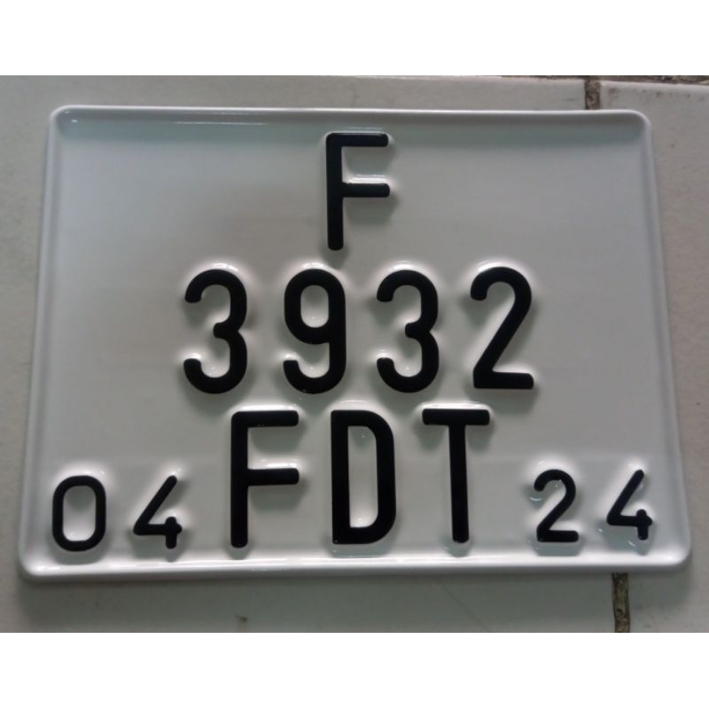 PLAT NOMOR MOTOR VESPA