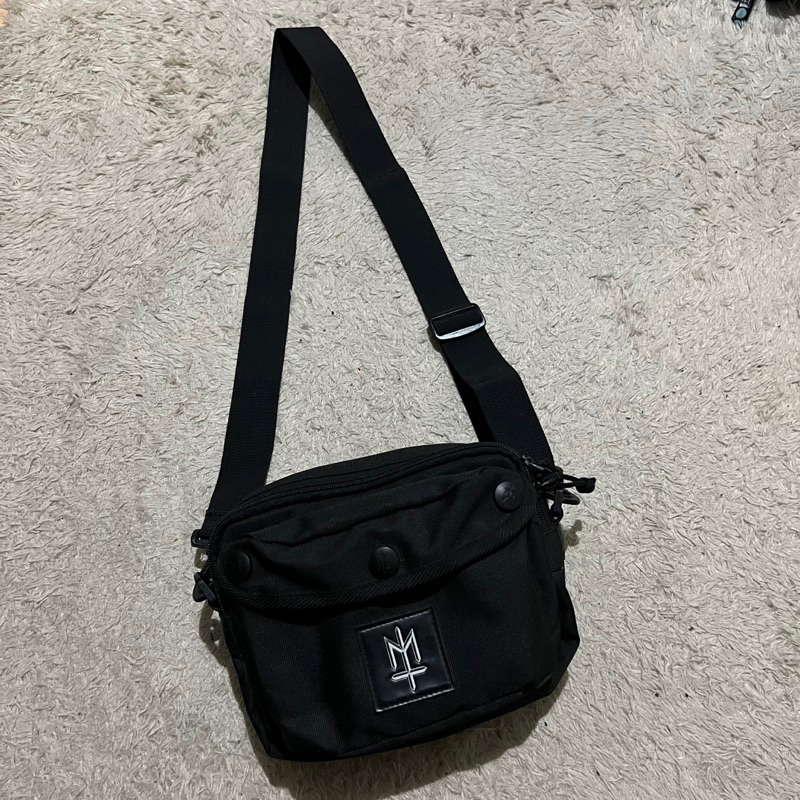 Maternal Disaster BRAVS Sling Bag / Shoulder Bag