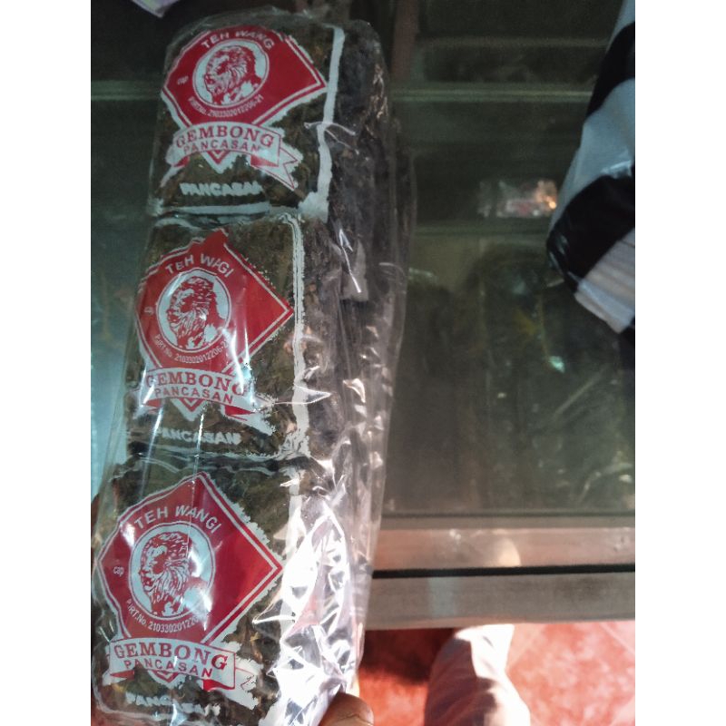 

TEH GEMBONG KEMASAN 50GRAM SATU PACK ISI 10PCS TEH WANGI TEH NIKMAT TEH TRADISIONAL TEH PANCASAN TEH CURAH TEH NIMAT TEH MANTAP TEH DESA TEH ASLI BAGI PENIKMAT TEH