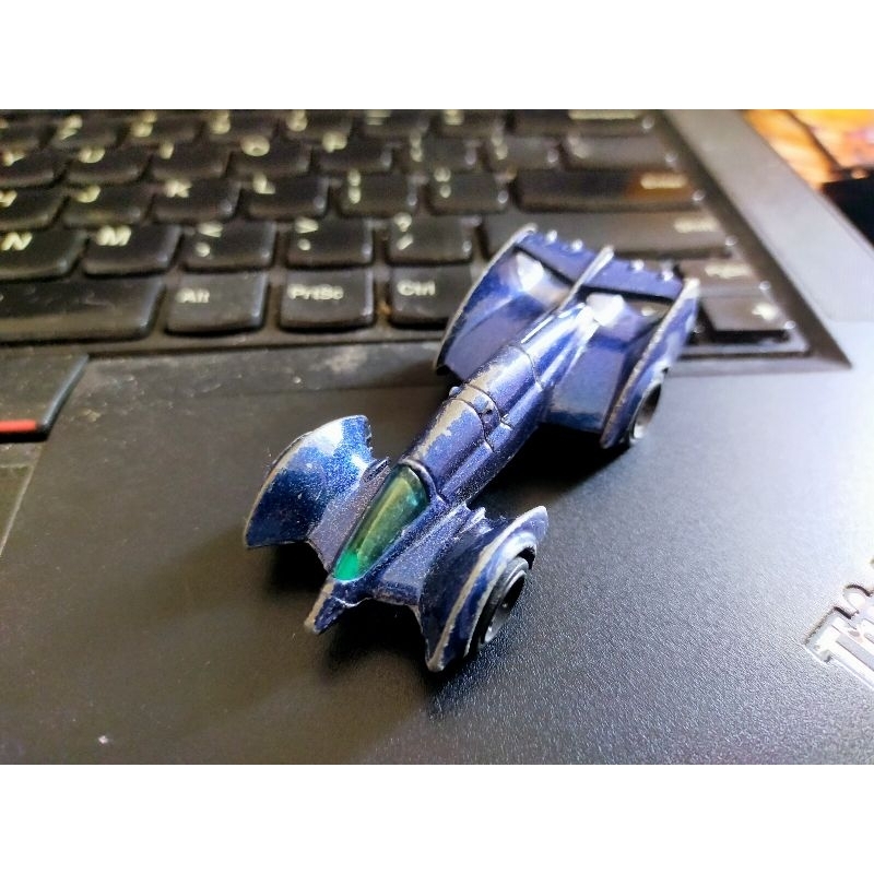 Mainan Mobil Diecast Mattel Batmobile Ungu