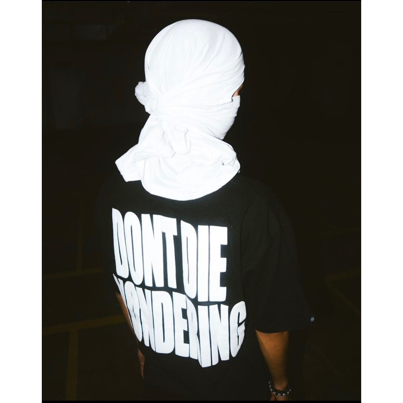 vane collective tee “dont die wondering”