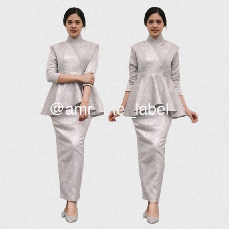 Preloved-One Set Kiimo-Light-Grey-AMRTHELABEL