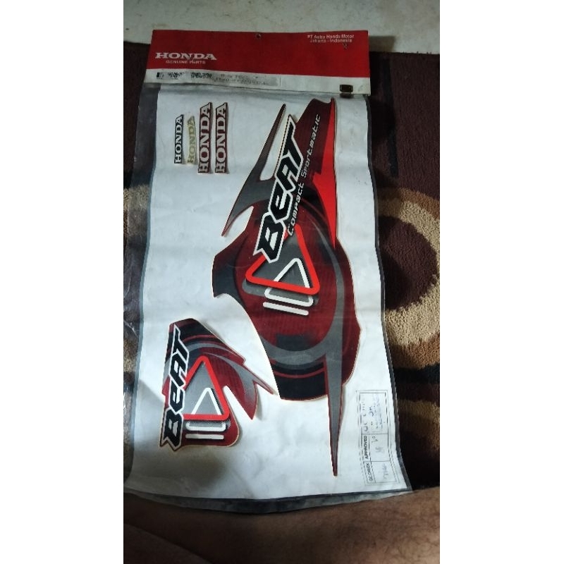 Striping kiri Beat karbu merah 2010 original AHM