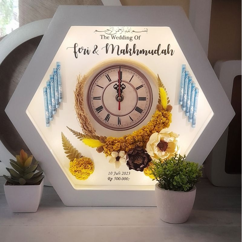 Mahar Rustic Hexagon D30-D35 cm putih melingkar jam nyala . mahar pernikahan murah mahar jam fungsio