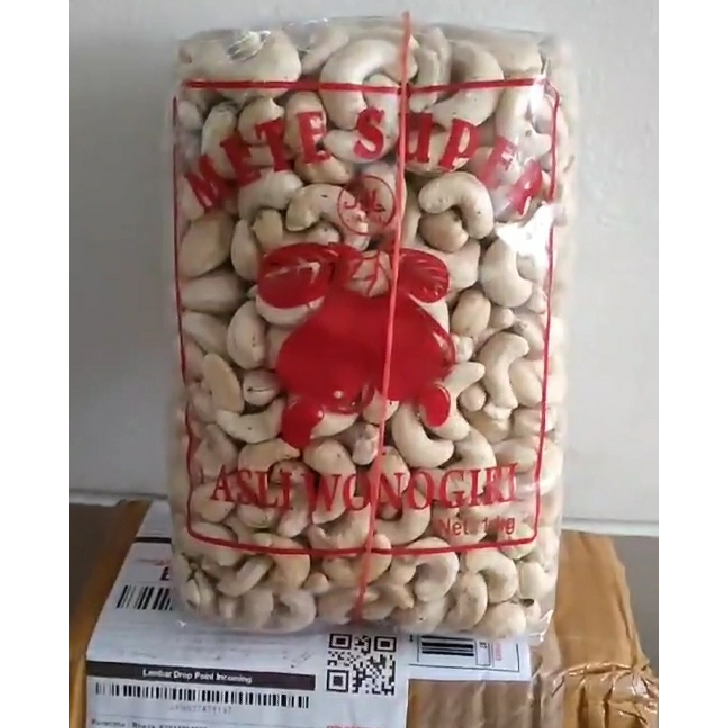 

Kacang Mete Mede matang grade super 250 grm Wonogiri asli