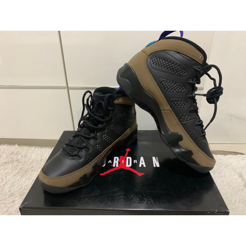 Air Jordan Retro 9