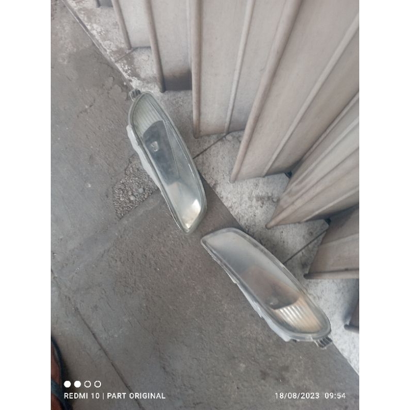 LAMPU KABUT LAMPU FOG LAMP KIJANG KAPSUL NEW MODEL 2002-2004 ORI COPOTAN