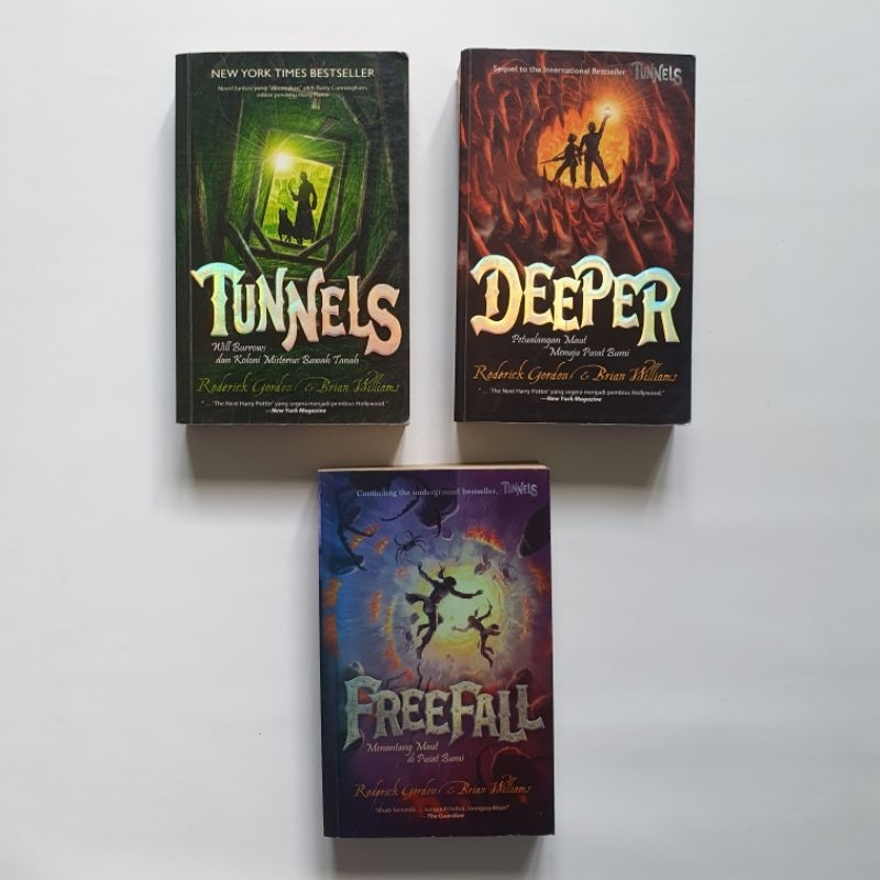 Buku Novel Tunnels Deeper Freefal Roderick Gordon Brian Williams preloved book second