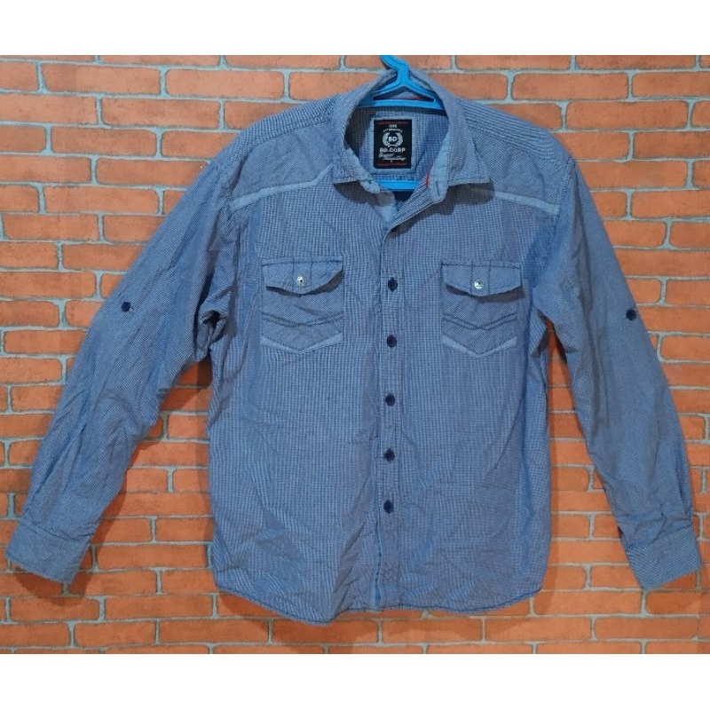 PRELOVEVD BD.CORP ORI KEMEJA KOTAK2 KECIL BIRU KE ABU2AN (Size L) (LD=110cm X T=70cm)