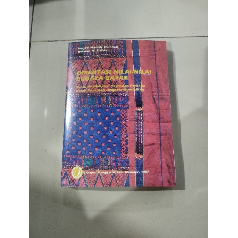 buku orientasi nilai nilai budaya batak oleh basyral hamidy Harahap JunDW
