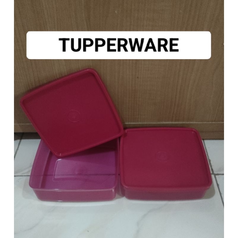 Tupperware Large Square Away / Tempat makan jumbo petak tanpa sekat 660ml