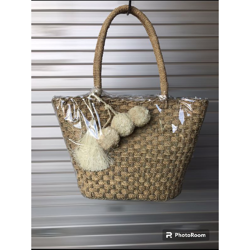 Tas Anyaman Pom pom Bali