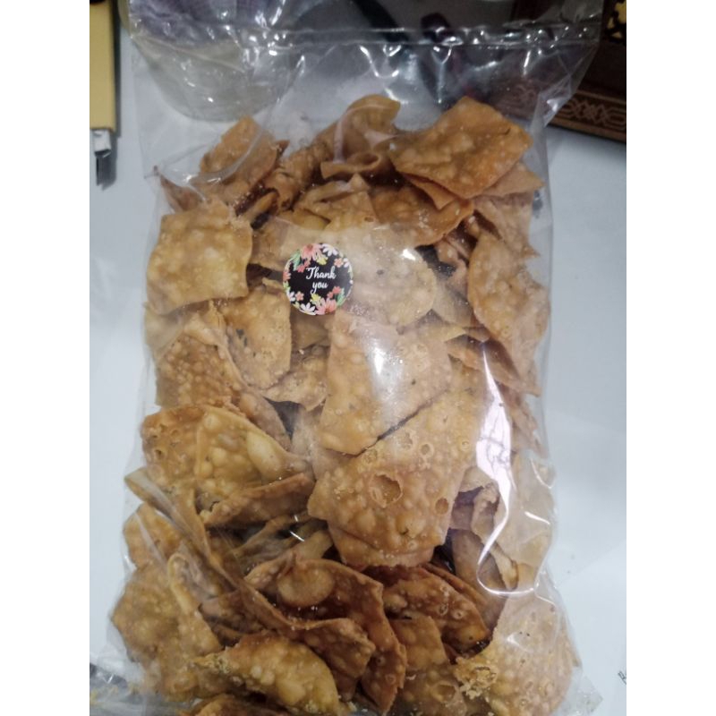 

KRIPIK PANGSIT BAWANG