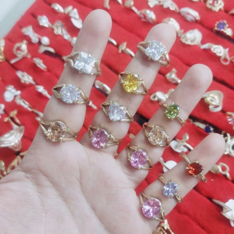 Swasa Cincin Akik Permata Solitaire Putih Lapis Emas Awet Dalam kuningan