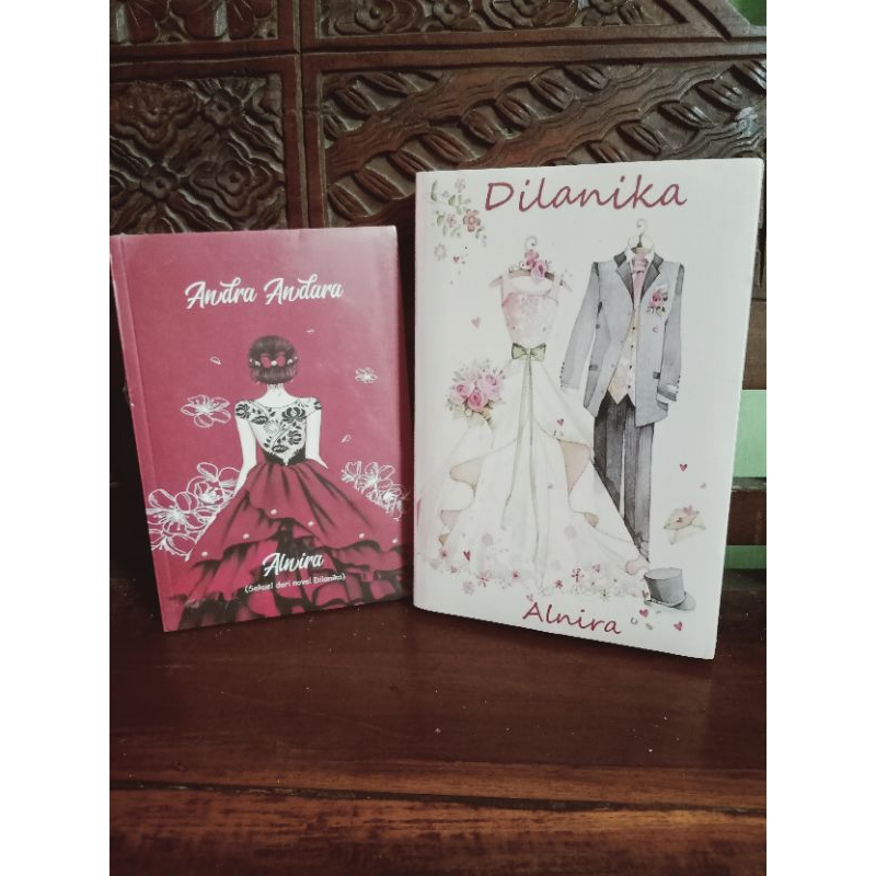 PRELOVED NOVEL SET ALNIRA