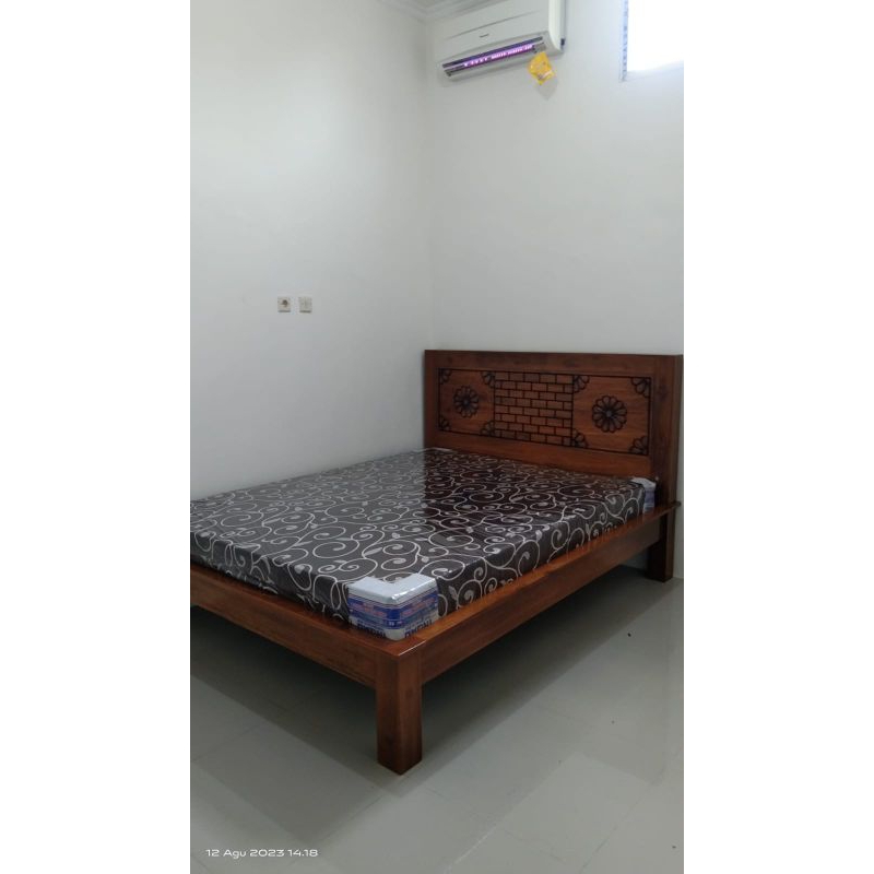 Inoac 180 divan sandaran jati 180