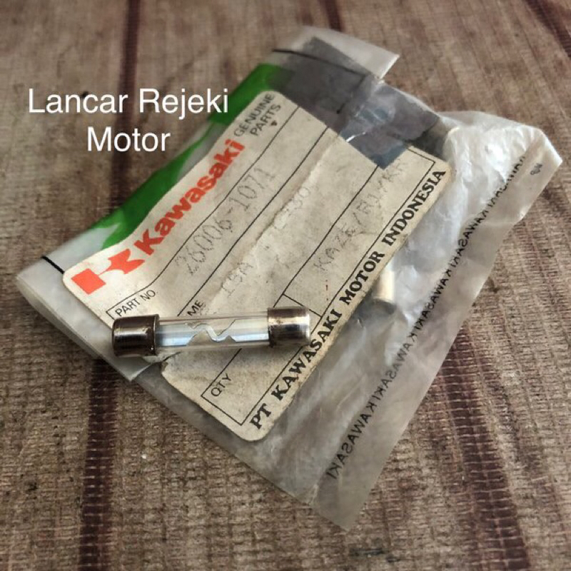 Original Kawasaki Sekring Tabung 15A