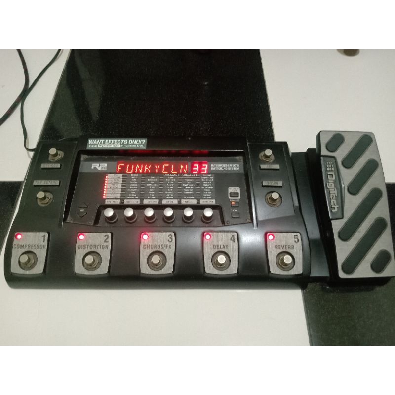Efek Gitar Digitech RP500