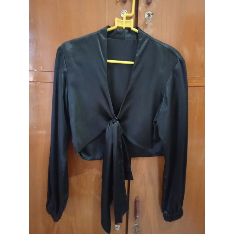 preloved Bolero satin