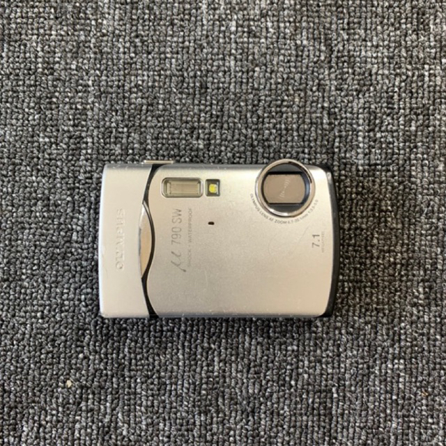 Kamera Digital/ DIGICAM Pocket OLYMPUS MJU