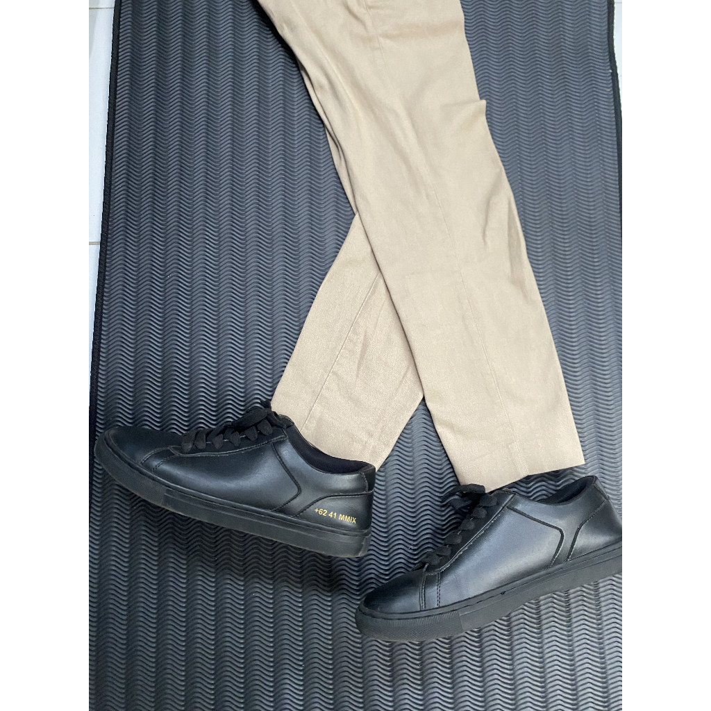 Sepatu Second Pemakian Pribadi Full Black Gio Cardin Lengkap Box Nego