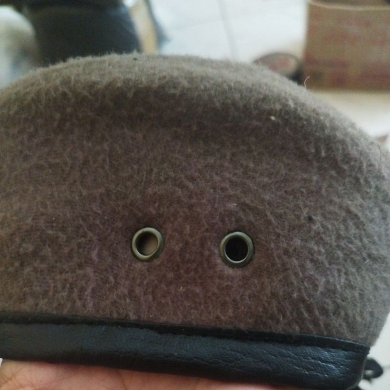 topi baret Satpol PP