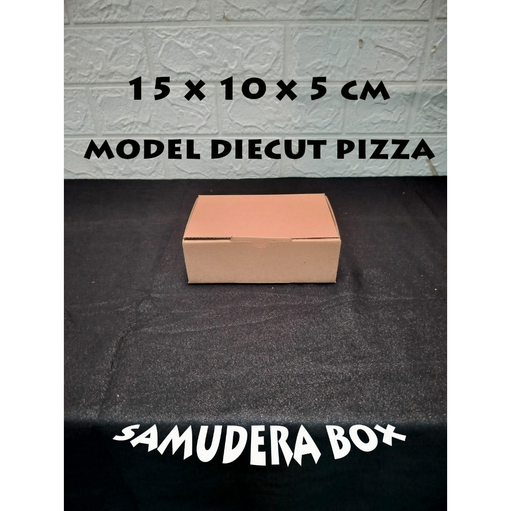 

kardus karton uk 15x10x5 cm model diecut pizza untuk souvenir