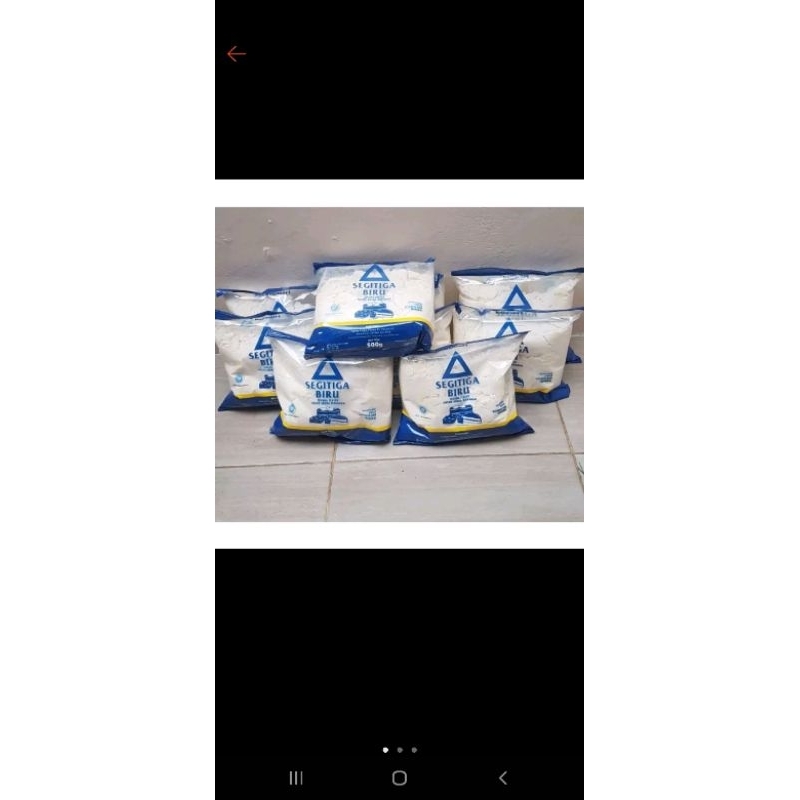 

Tepung Terigu SEGITIGA BIRU 500 GRAM