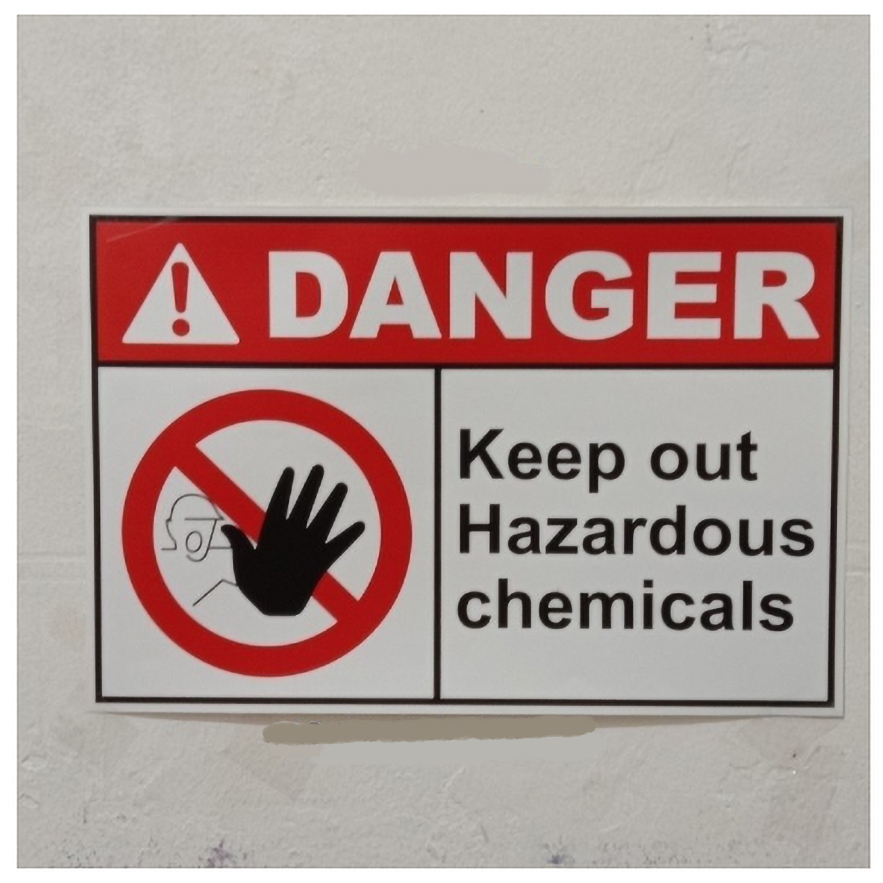 

STICKER DANGER HAZARDOUS CHEMICALS UK 23 X 30 CM