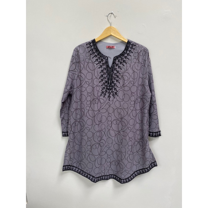 Baju Wanita manik manik preloved