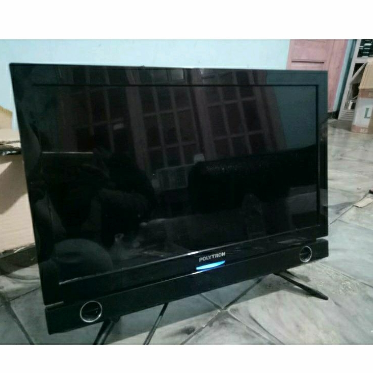 TV LED Bekas Polytron  PLD 20D9501 minus lcd Pecah/garis