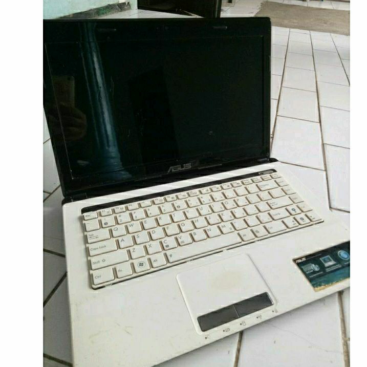 Laptop Bekas Asus A43S Core I3 BAHAN