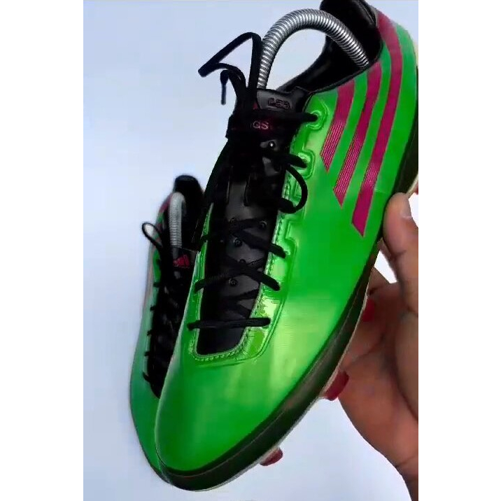 Sepatu bola-Sepatu bola second-Sepatu bola preloved-kasut bola second- boot bola second adidas f30 trx fg green - Original Second