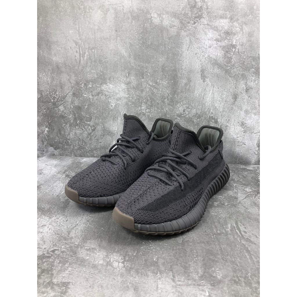 Yeezy 350 V2 Cinder Made In China. 100% Real Pic.