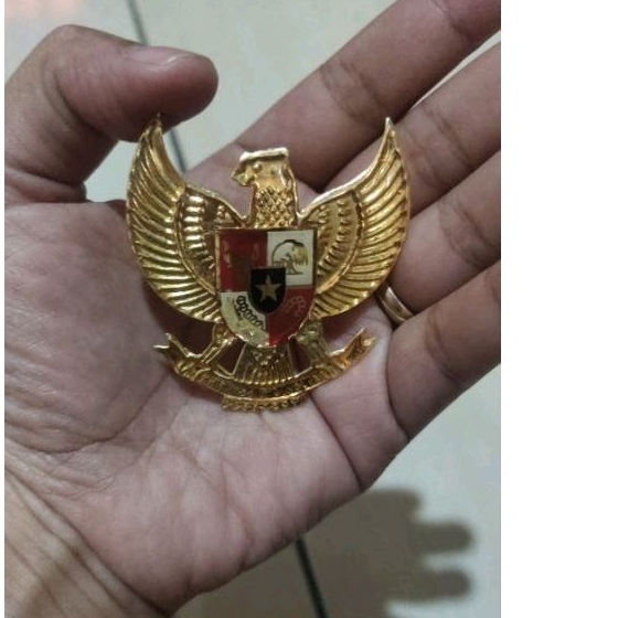 pin garuda peci /pin garuda paskibra 5 cm viber