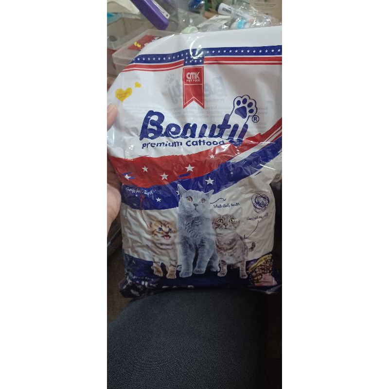 Pakan Kucing Beauty