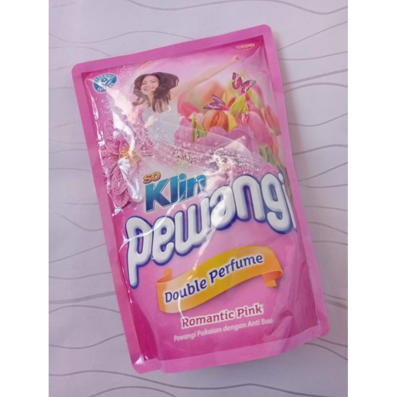 Soklin Pewangi 450ml