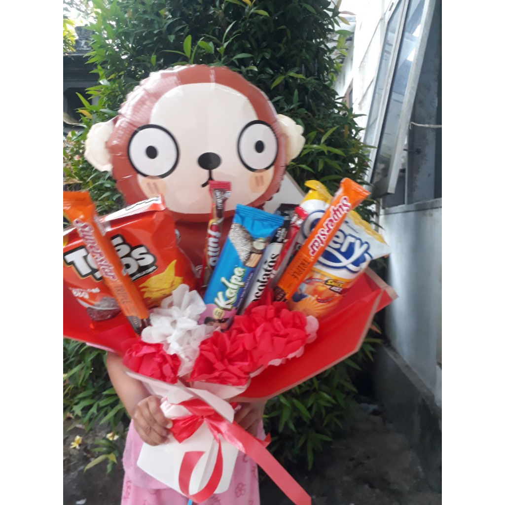 

Bouquet Snack | Buket Snack & Balon karakter ukuran Medium (isi snack 10 - 15 pcs)